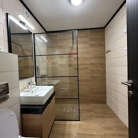 Silver Pine * كوباونيك